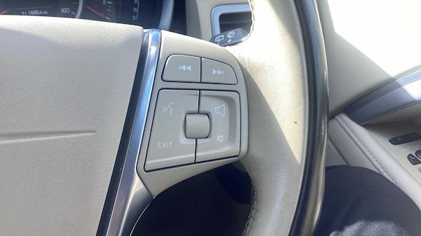 Used Volvo V70 2015 for sale - 76226227: Photo 24