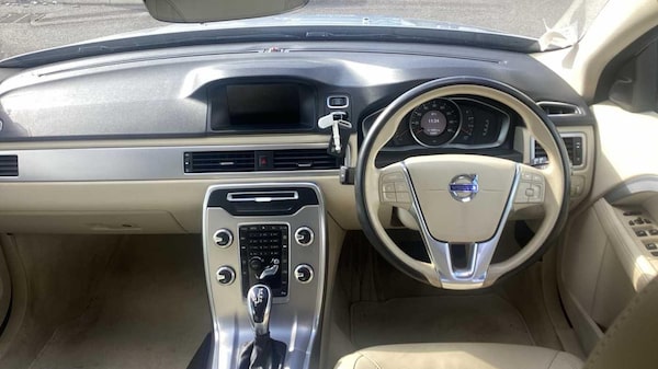 Used Volvo V70 2015 for sale - 76226227: Photo 6