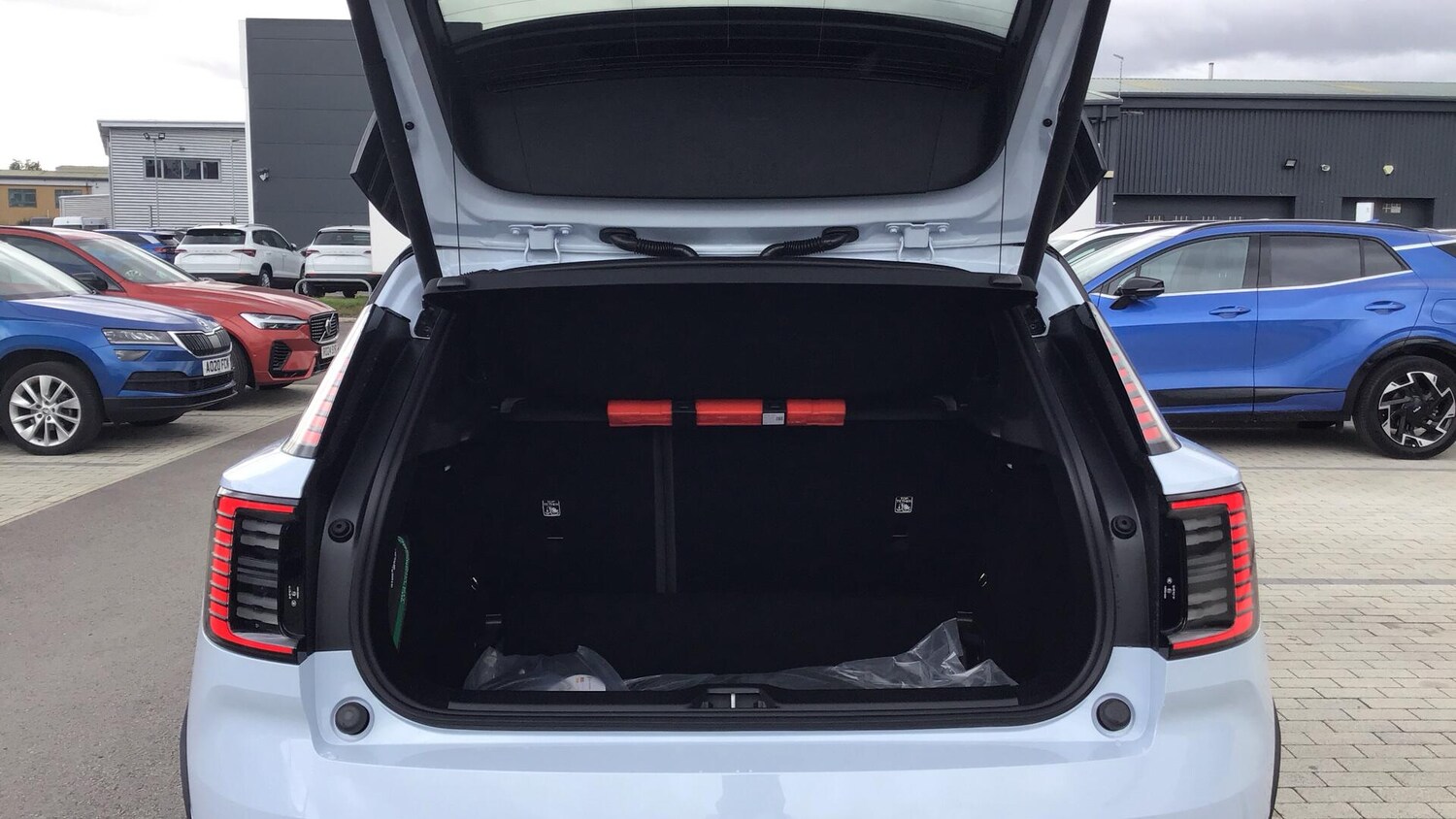 Used Volvo EX30 2025 for sale - 76607250: Photo 13