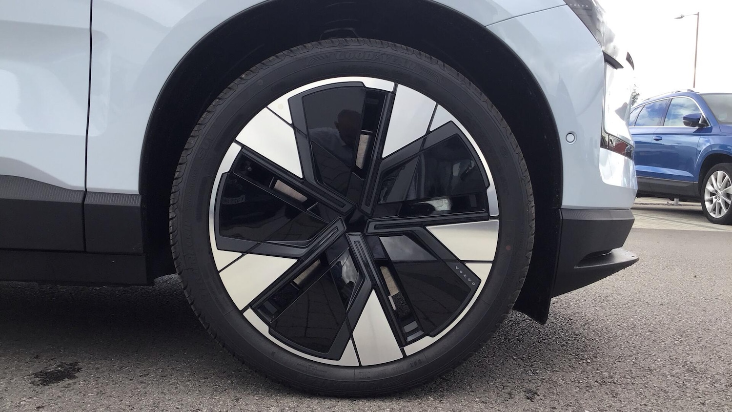 Used Volvo EX30 2025 for sale - 76607250: Photo 9