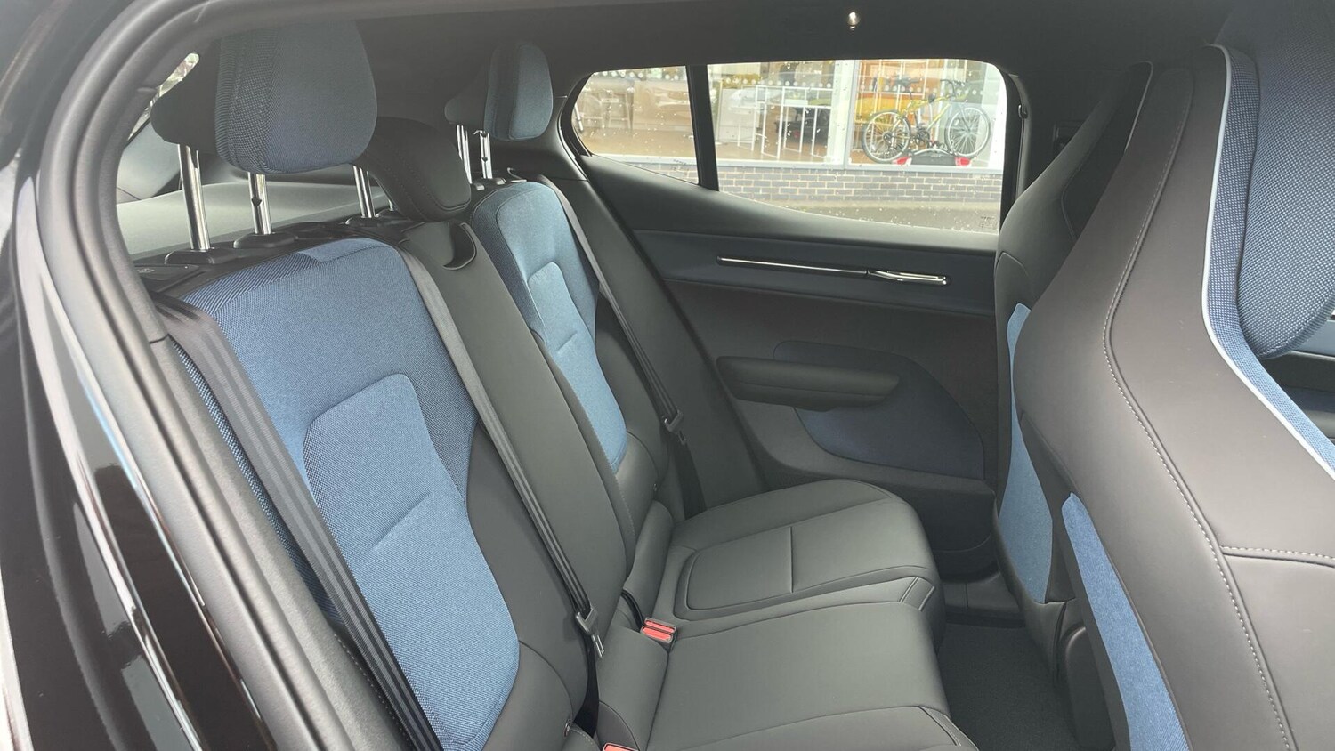 Used Volvo EX30 2025 for sale - 77683176: Photo 28