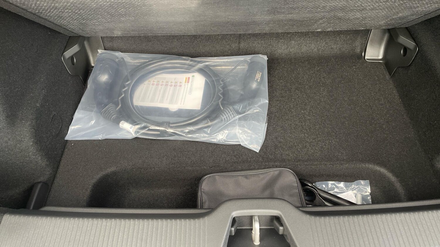 Used Volvo EX30 2025 for sale - 77683176: Photo 30