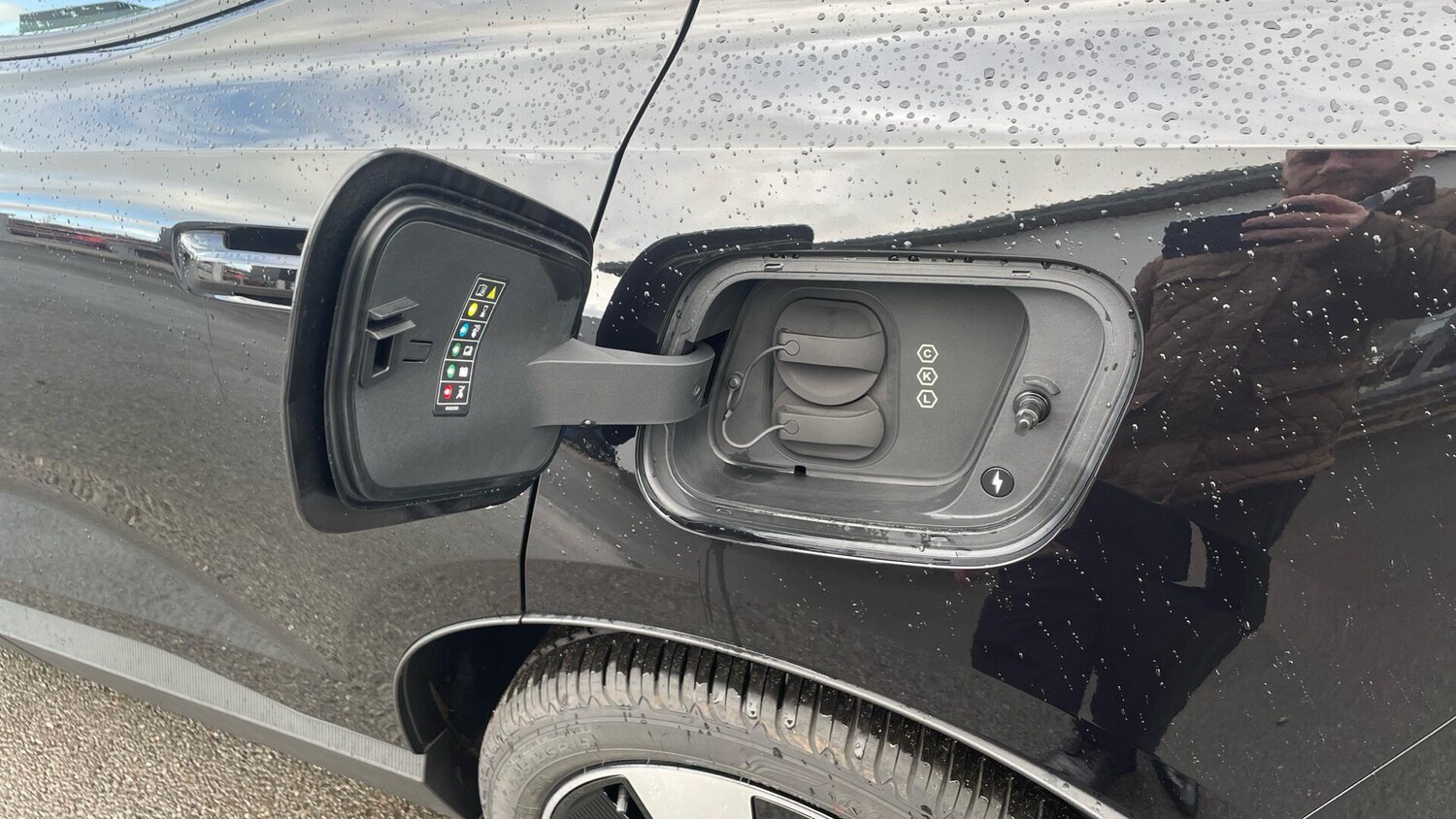 Used Volvo EX30 2025 for sale - 77683176: Photo 31