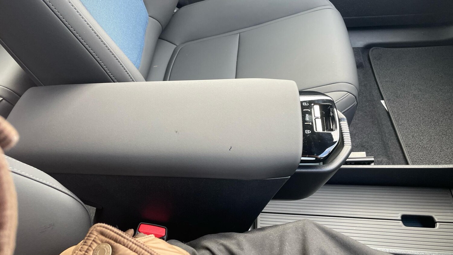 Used Volvo EX30 2025 for sale - 77683176: Photo 40