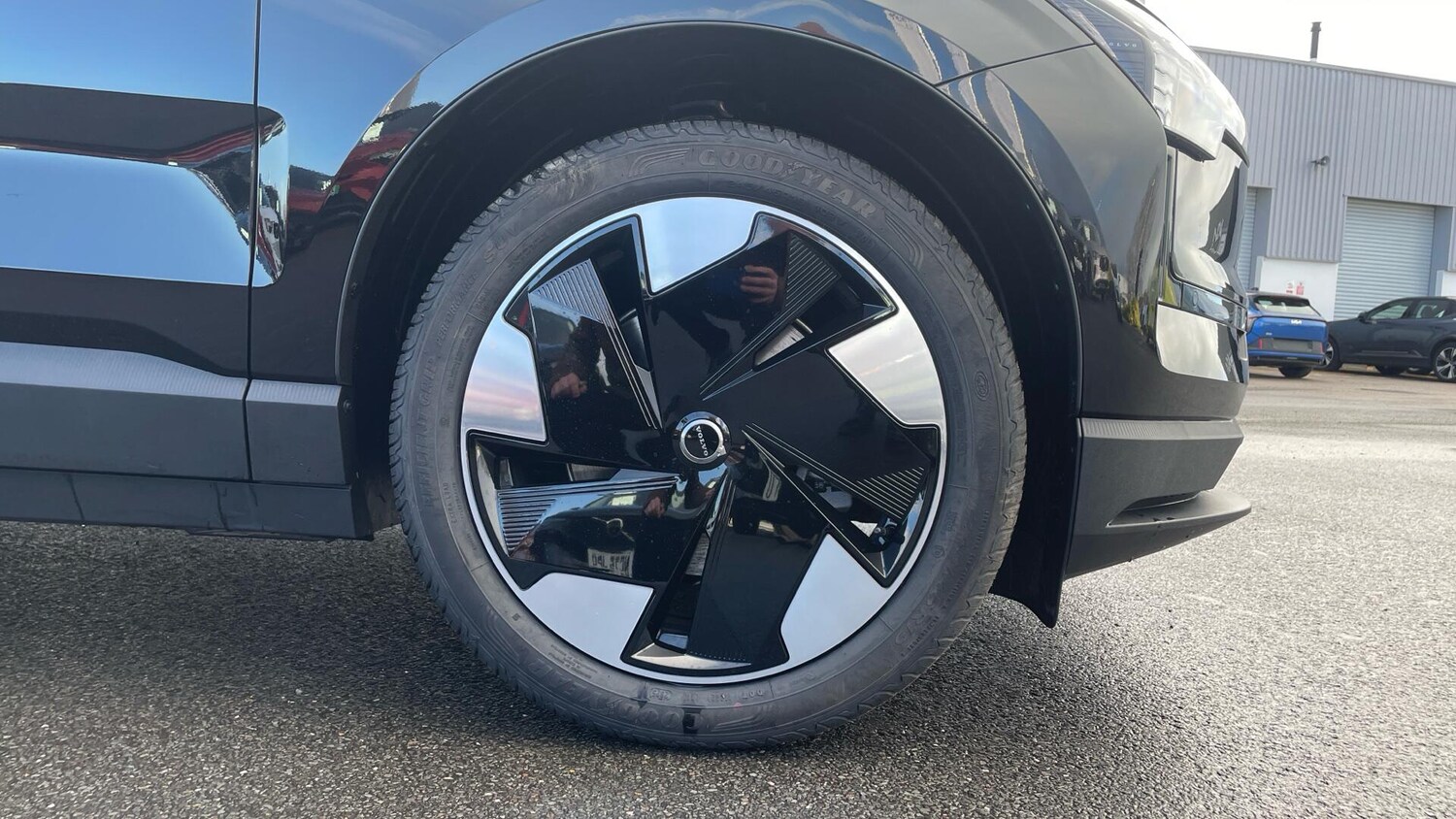 Used Volvo EX30 2025 for sale - 77683176: Photo 9