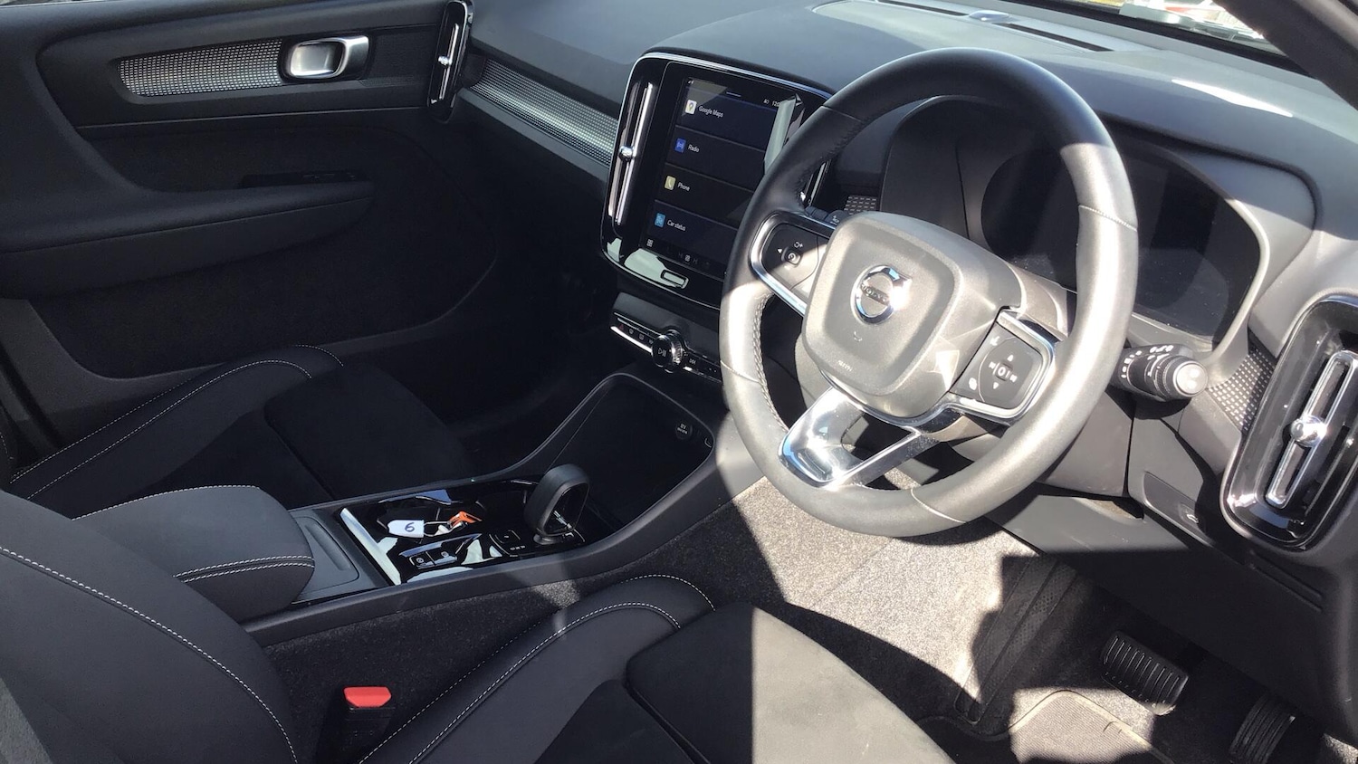 Used Volvo XC40 2025 for sale - 78072936: Photo 4