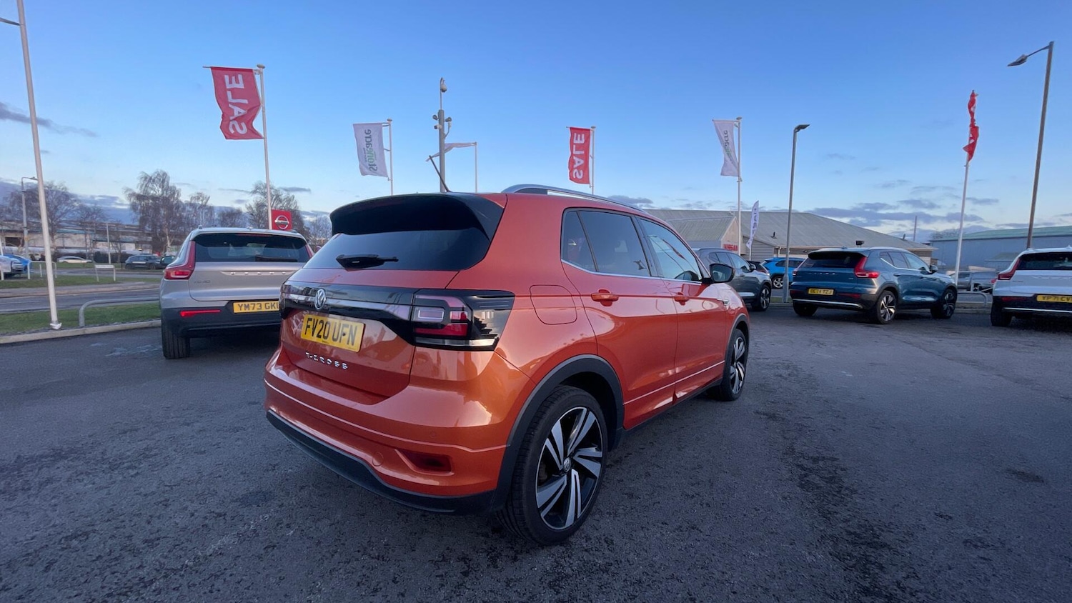 Used Volkswagen T-Cross 2020 for sale - 77280025: Photo 2