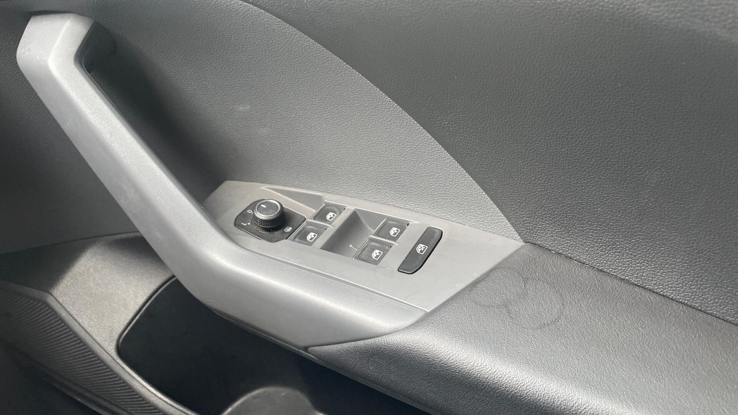 Used Volkswagen T-Cross 2020 for sale - 77280025: Photo 22