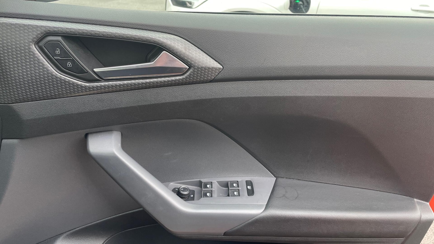 Used Volkswagen T-Cross 2020 for sale - 77280025: Photo 26