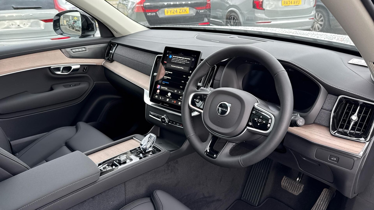 Used Volvo XC90 2026 for sale - 78100509: Photo 4