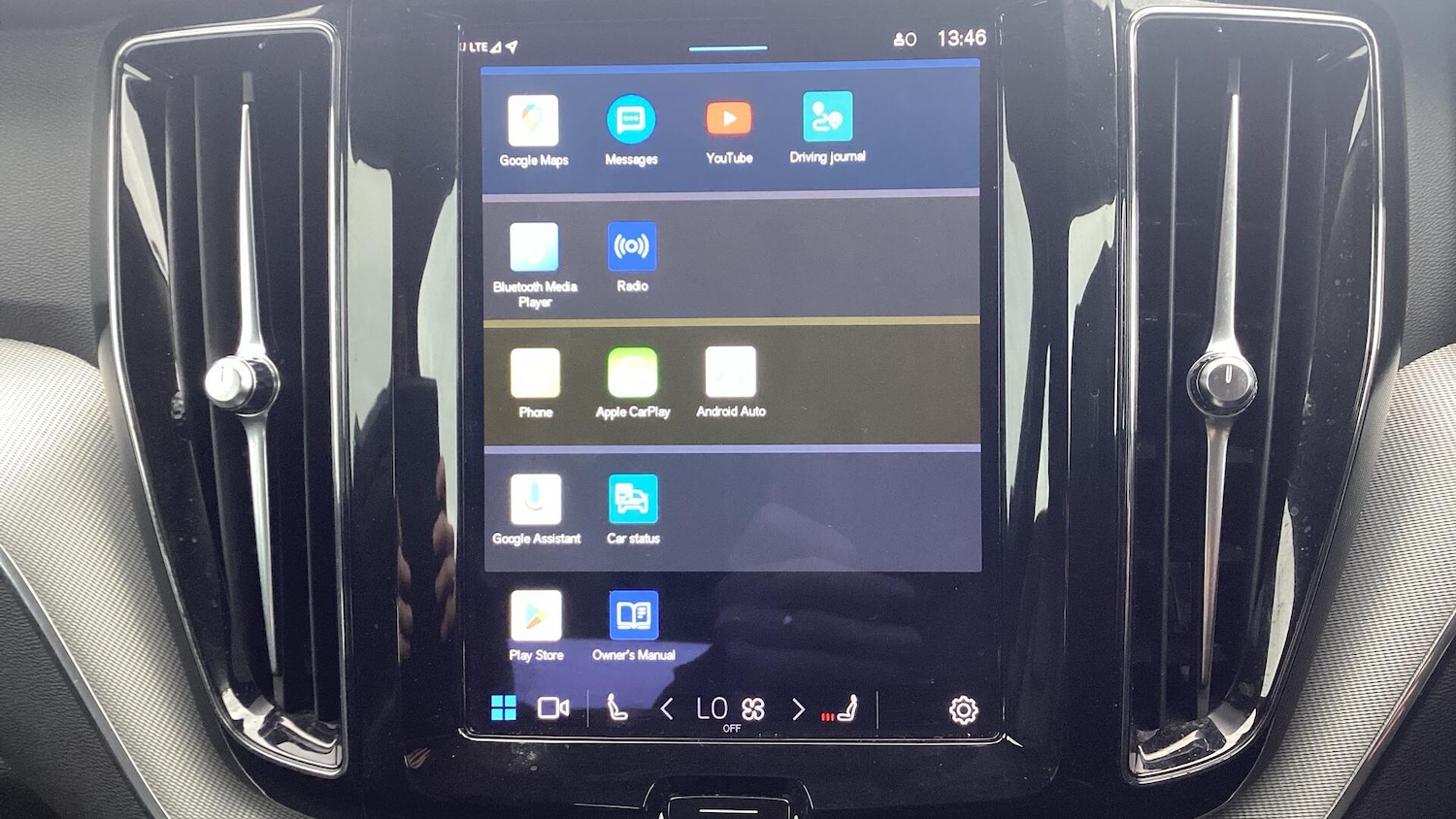 Used Volvo XC60 2022 for sale - 76597079: Photo 12