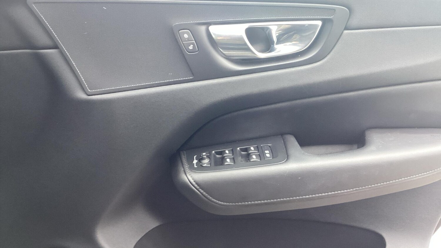 Used Volvo XC60 2022 for sale - 76597079: Photo 25