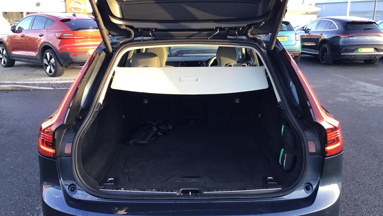 Used Volvo V90 2025 for sale - 77376926: Photo 13