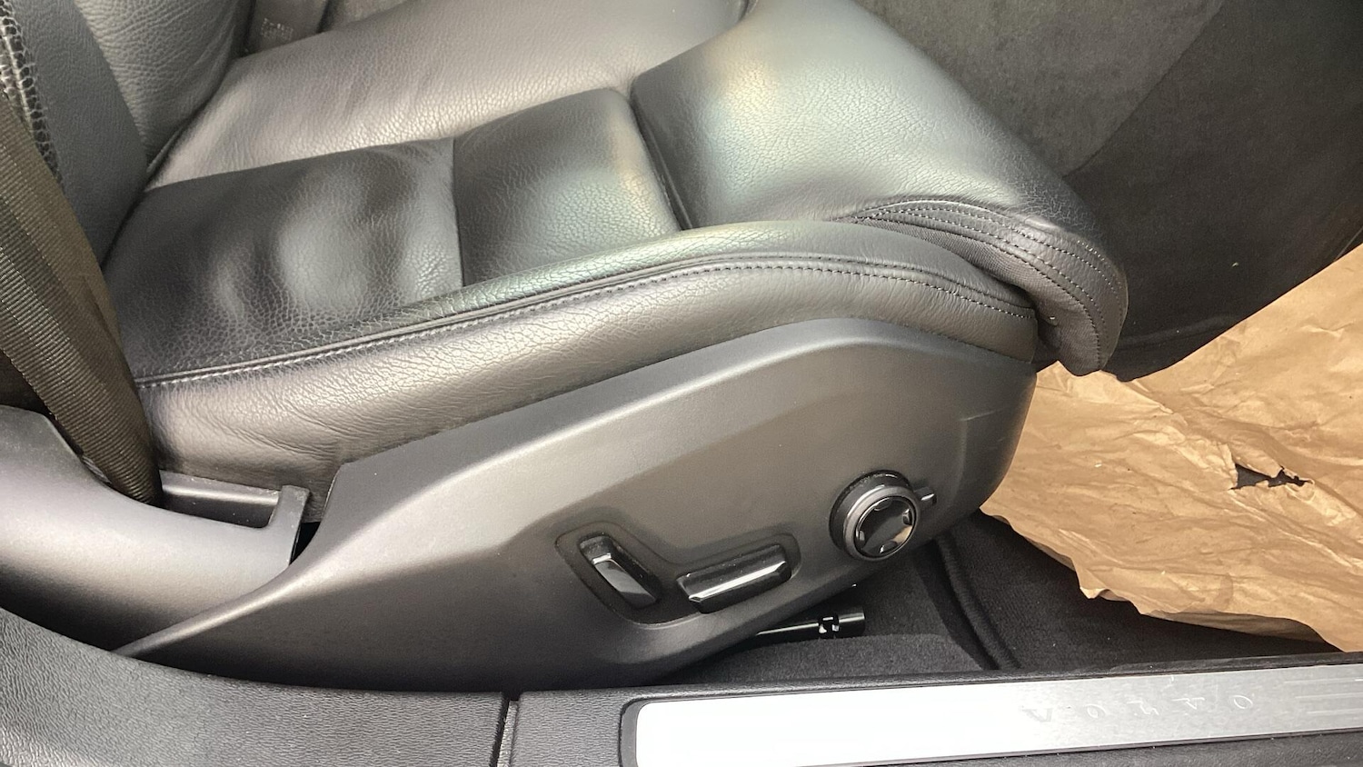 Used Volvo S60 2023 for sale - 76753282: Photo 29