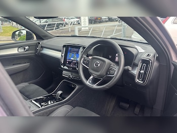 Used Volvo XC40 2025 for sale - 79169157: Photo