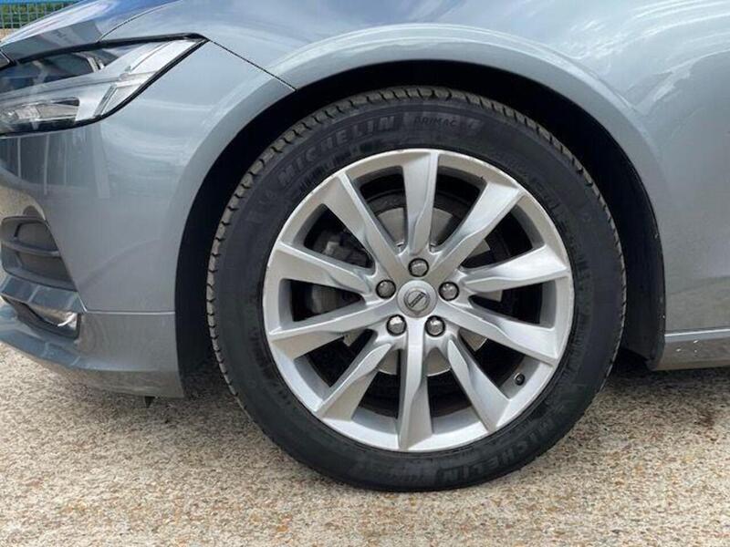 Used Volvo S90 2019 for sale - 76720061: Photo 4