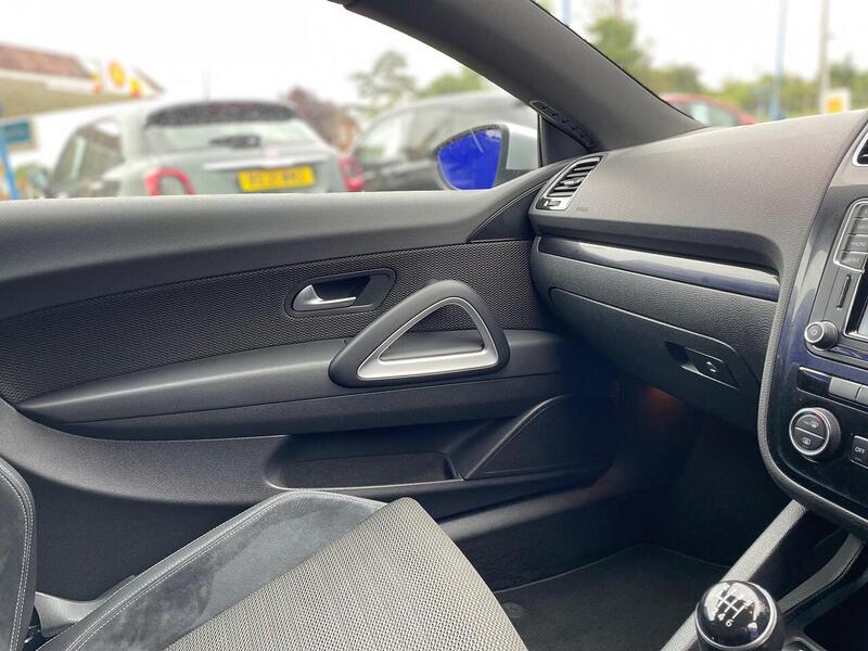 Used Volkswagen Scirocco 2016 for sale - 76720056: Photo 16