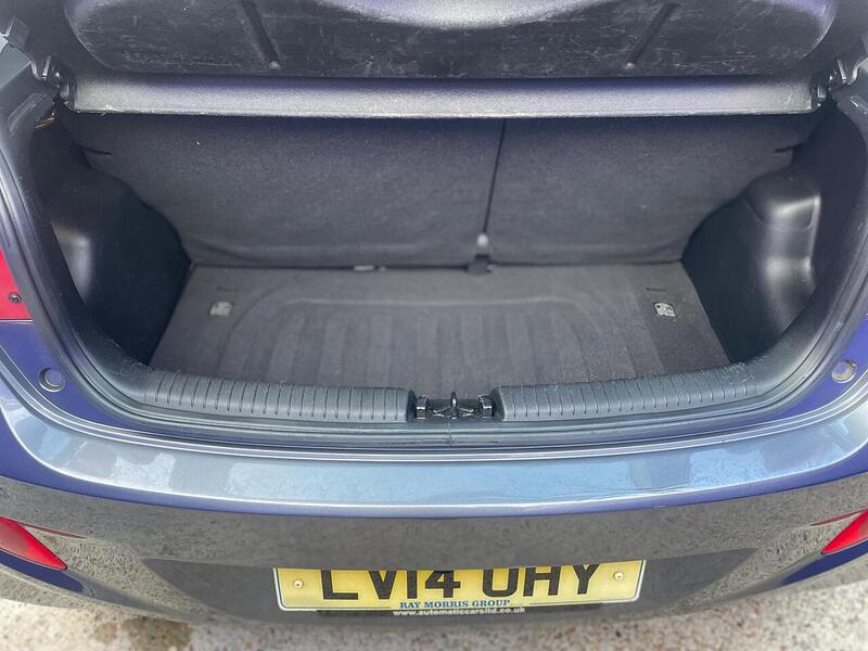 Used Hyundai i10 2014 for sale - 76720066: Photo 6