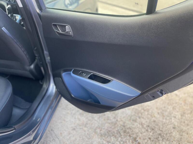 Used Hyundai i10 2014 for sale - 76720066: Photo 9