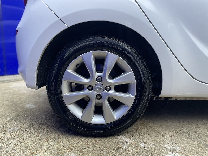 Used Hyundai i20 2015 for sale - 77227949: Photo 4