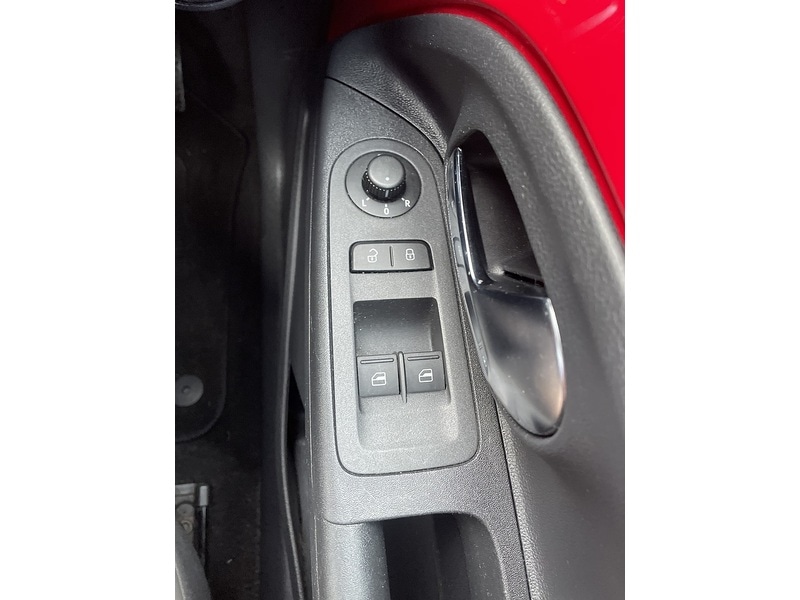 Used Volkswagen up! 2015 for sale - 77125731: Photo 18