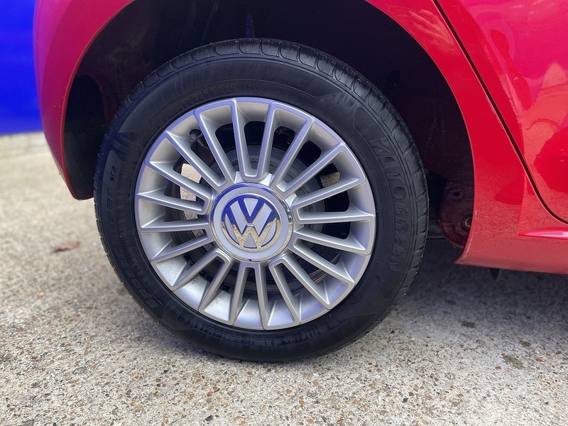 Used Volkswagen up! 2015 for sale - 77125731: Photo 8
