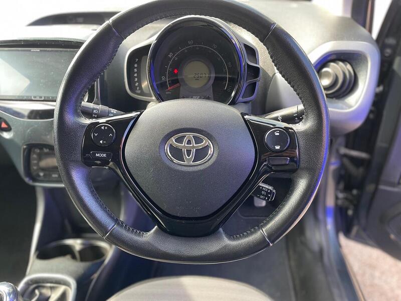 Used Toyota AYGO 2019 for sale - 76720051: Photo 19