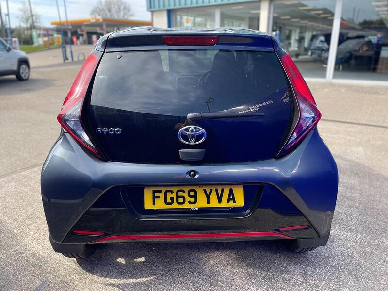 Used Toyota AYGO 2019 for sale - 76720051: Photo 9