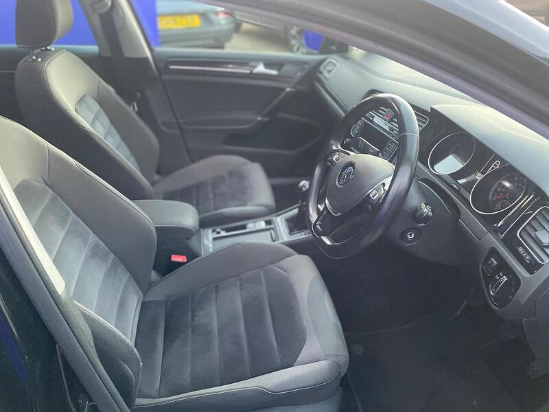 Used Volkswagen Golf 2017 for sale - 76720060: Photo 10