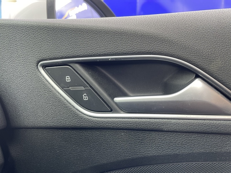 Used Audi A3 Cabriolet for sale - 78111430: Photo 32