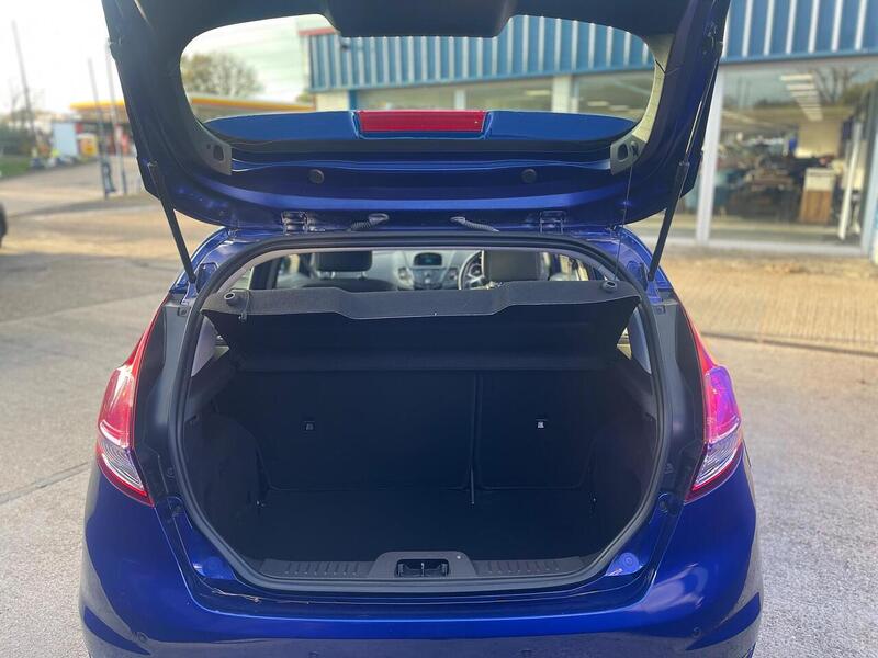 Used Ford Fiesta 2014 for sale - 76720065: Photo 5