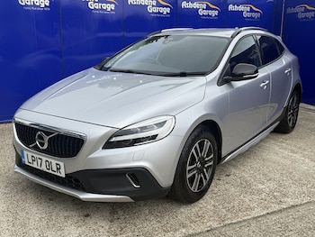 Used Volvo V40 2017 for sale - 78887997: Photo