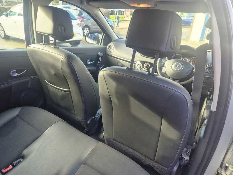 Used Renault Clio 2012 for sale - 77437839: Photo 10