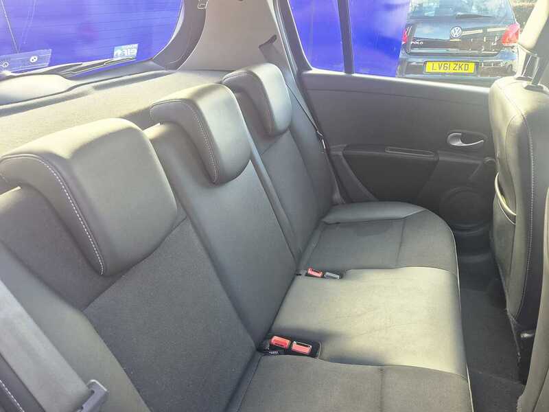 Used Renault Clio 2012 for sale - 77437839: Photo 11