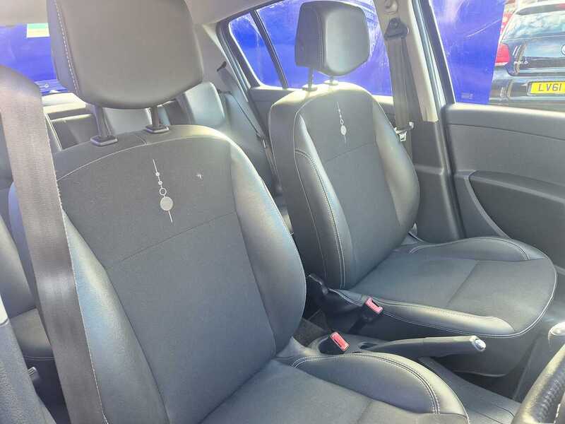 Used Renault Clio 2012 for sale - 77437839: Photo 19