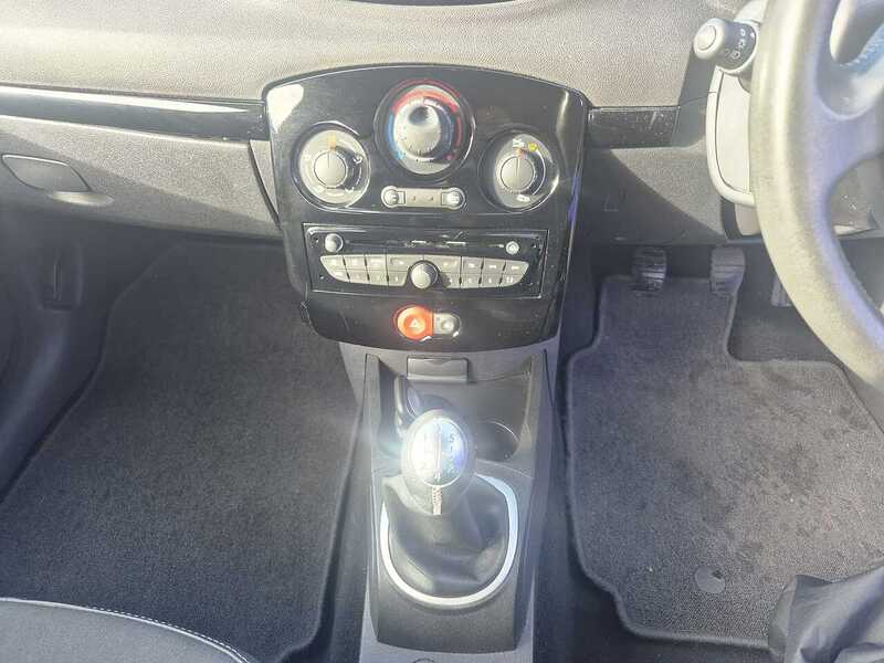 Used Renault Clio 2012 for sale - 77437839: Photo 21