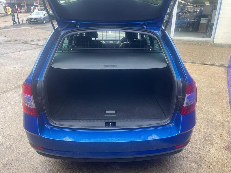 Used Skoda Octavia 2020 for sale - 76720068: Photo 8