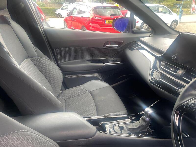 Used Toyota C-HR 2022 for sale - 76720057: Photo 15