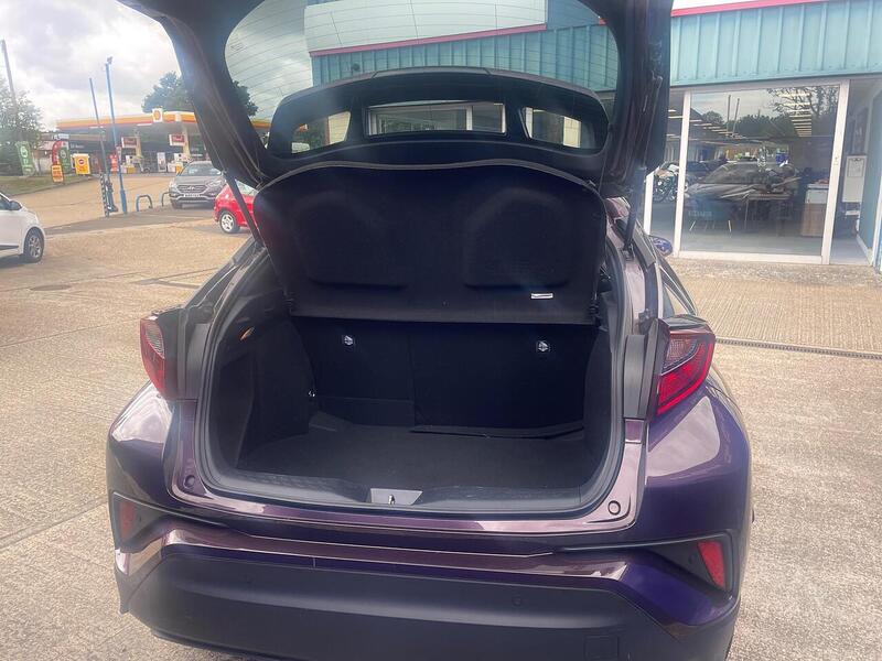 Used Toyota C-HR 2022 for sale - 76720057: Photo 9