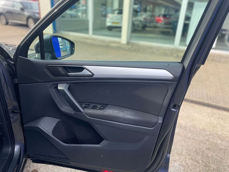 Used Volkswagen Tiguan 2018 for sale - 77584156: Photo 19