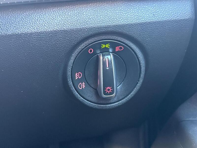 Used Volkswagen up! 2016 for sale - 76720064: Photo 15