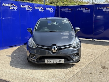 Used Renault Clio 2017 for sale - 79530976: Photo