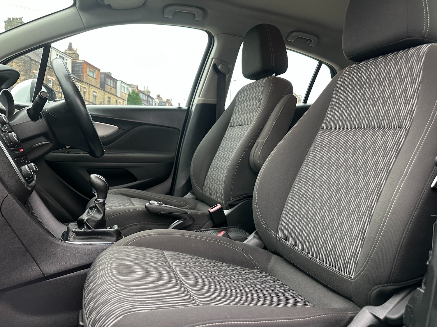 Used Vauxhall Mokka 2015 for sale - 77404527: Photo 48