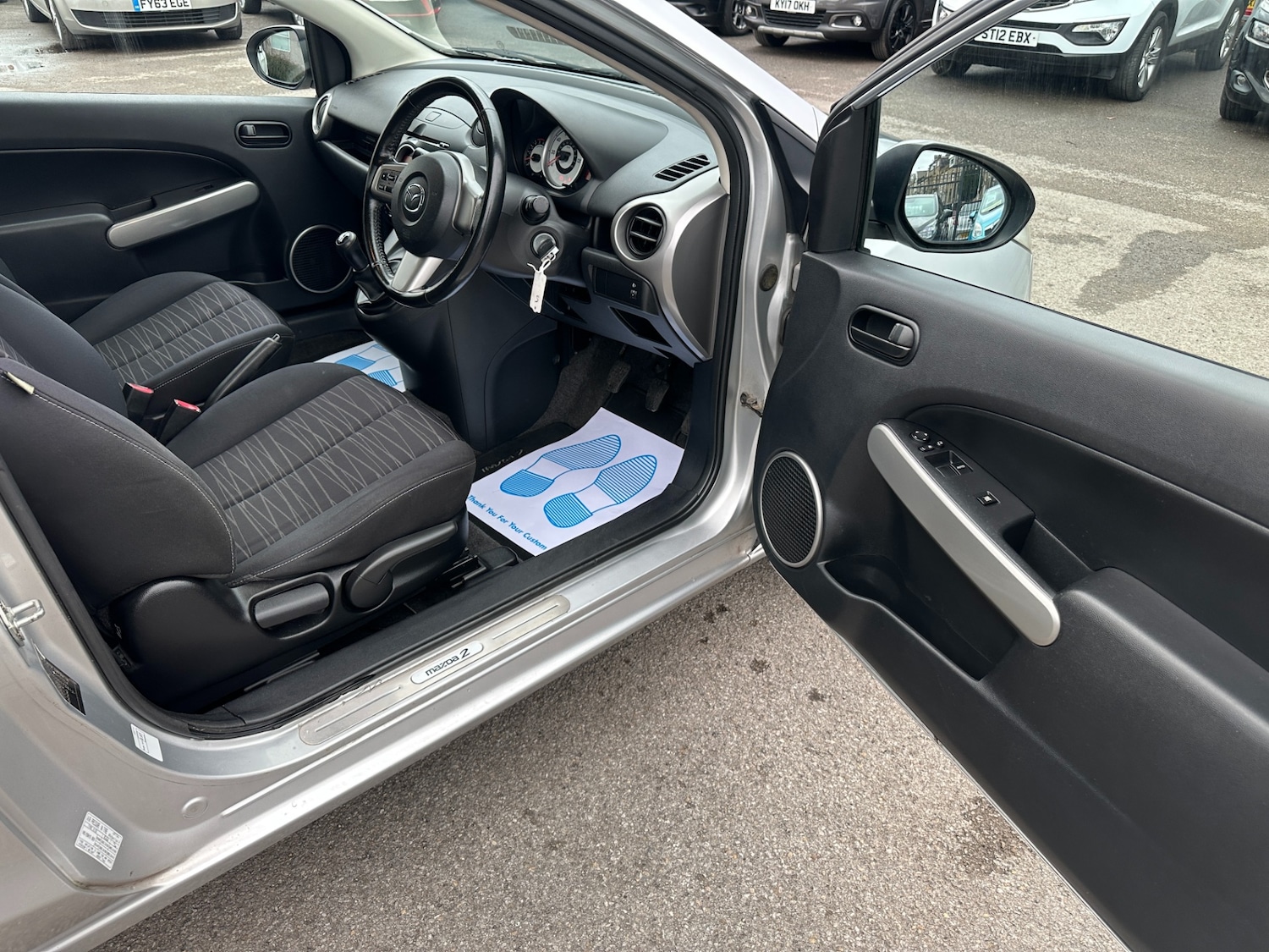 Used Mazda Mazda2 2009 for sale - 77635446: Photo 6