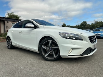 Used Volvo V40 2014 for sale - 79311762: Photo
