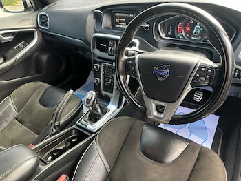 Used Volvo V40 2014 for sale - 79311762: Photo