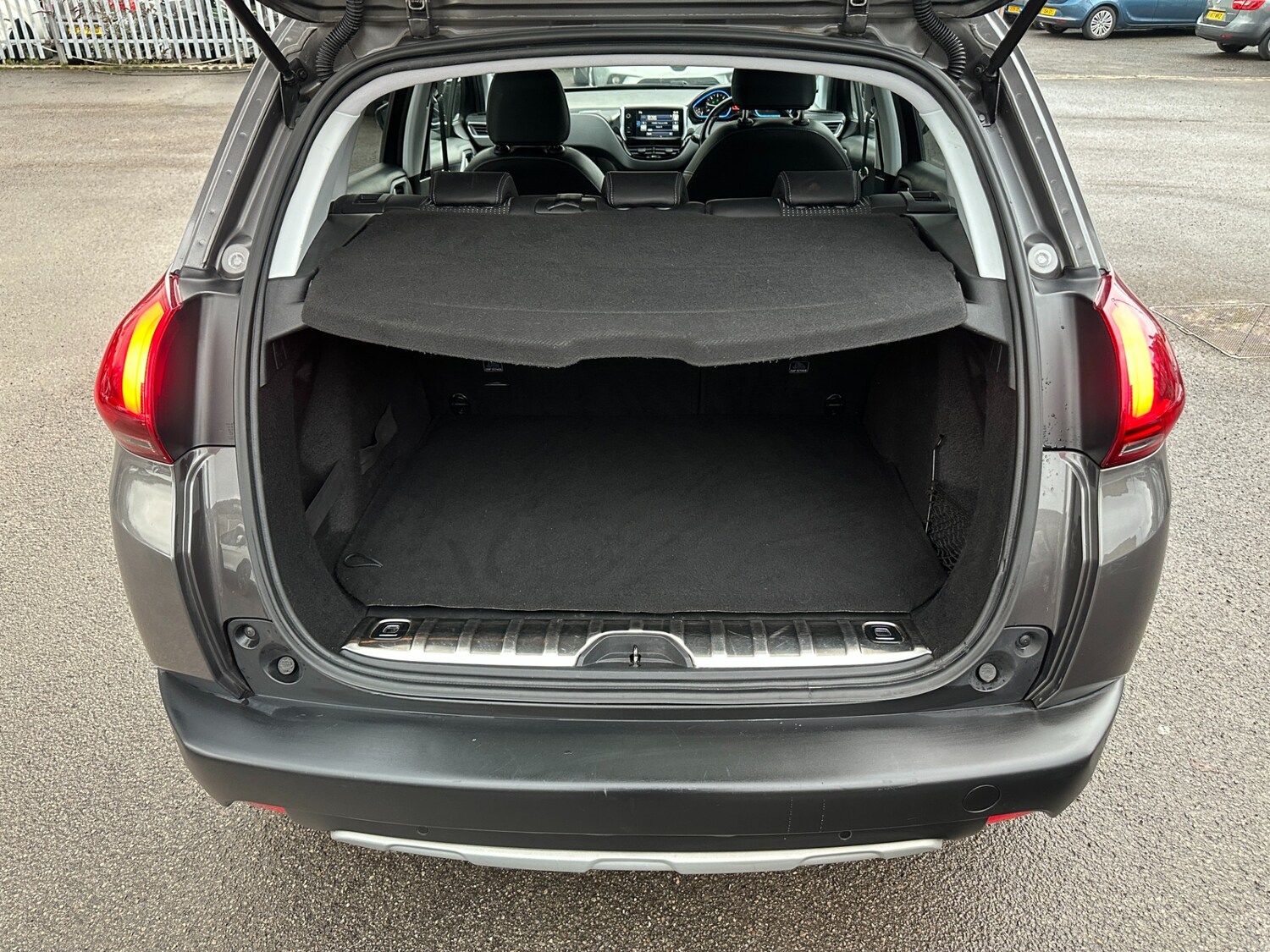 Used Peugeot 2008 2017 for sale - 77492586: Photo 18