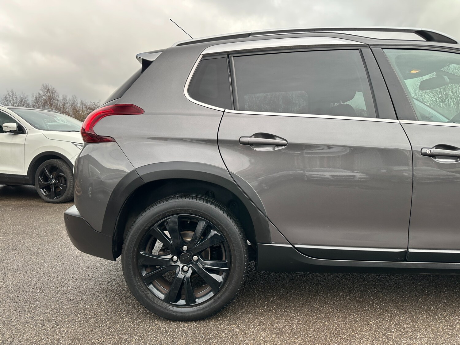 Used Peugeot 2008 2017 for sale - 77492586: Photo 26