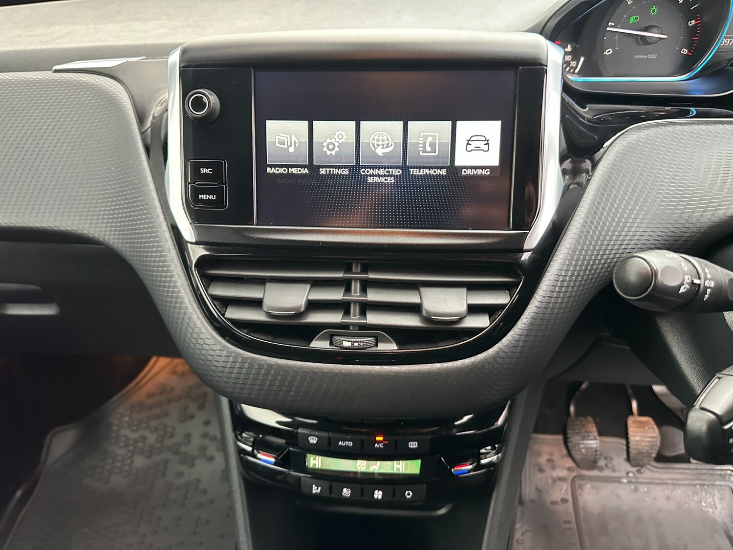 Used Peugeot 2008 2017 for sale - 77492586: Photo 36