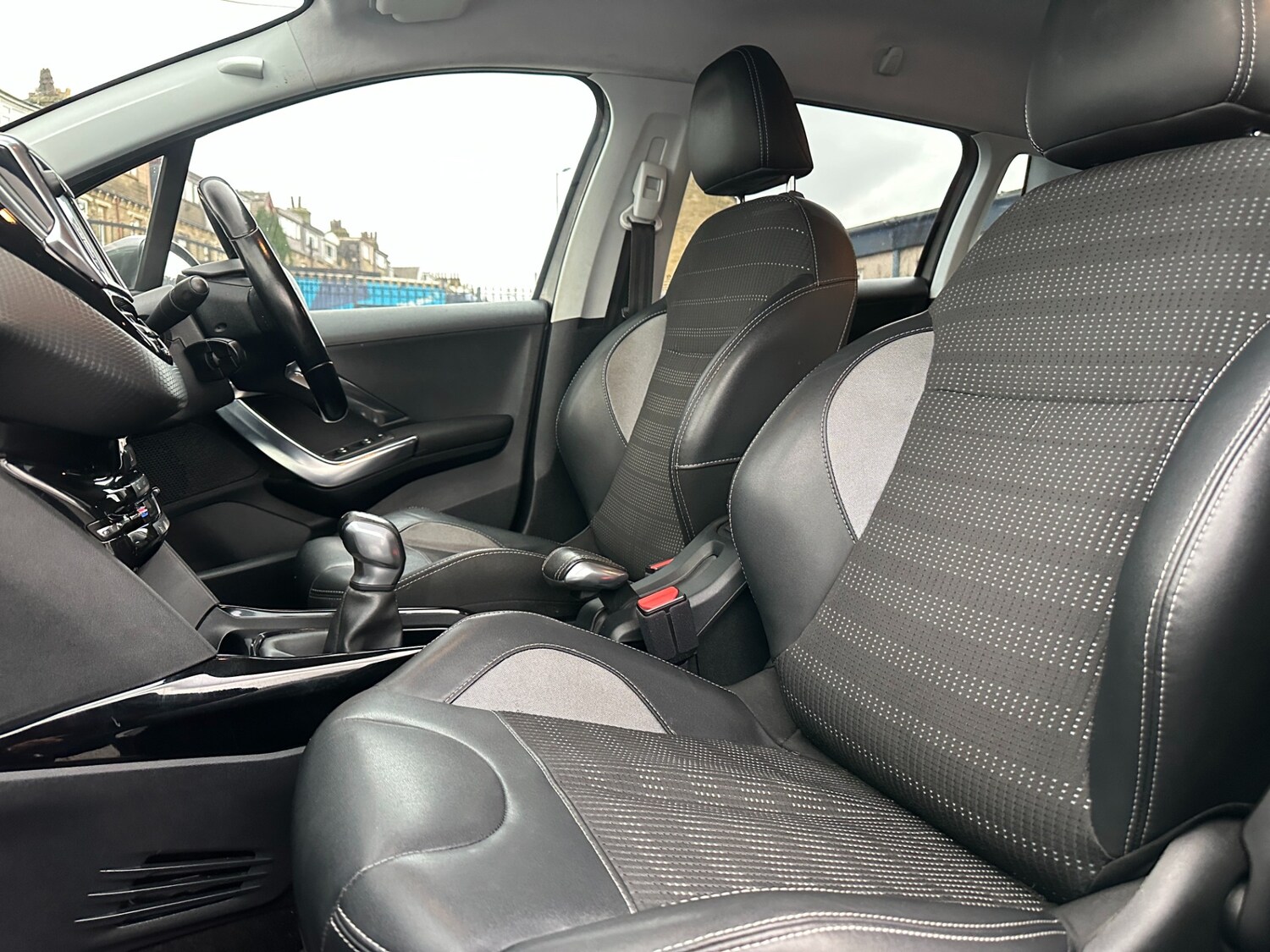 Used Peugeot 2008 2017 for sale - 77492586: Photo 51